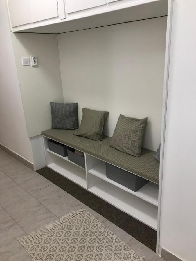 Koezponti Apartman Kiskunfélegyháza Exterior foto