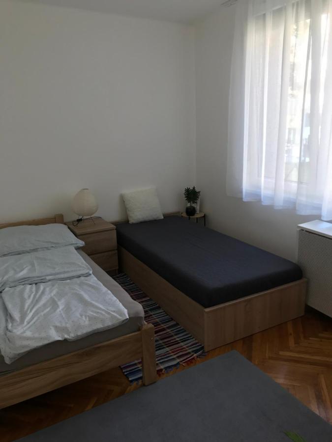 Koezponti Apartman Kiskunfélegyháza Exterior foto